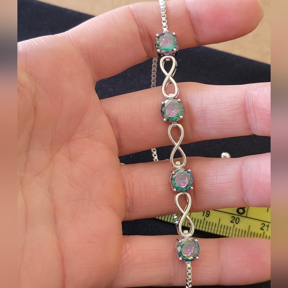Lariat bracelet